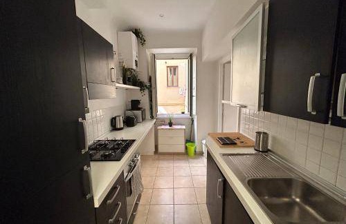 Rione XIV Borgo Apartment | 140 m² Apartment ∙ 5 bedrooms ∙ 10 guests