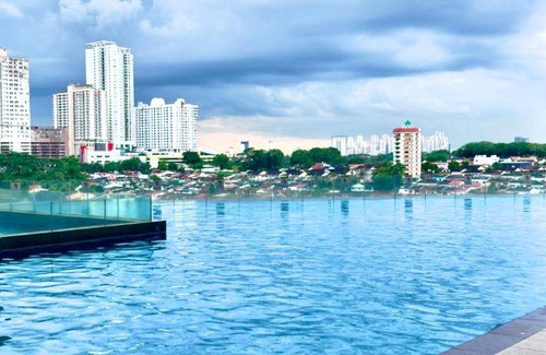 Taman Century Apartment | 140 m² Apartment ∙ 4 bedrooms ∙ 12 guests