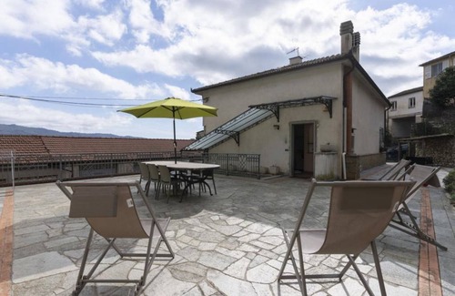 Villa Viani Apartment | 140 m² Apartment ∙ 3 bedrooms ∙ 6 guests