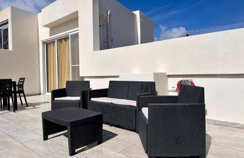 Mosta Apartment | 140 m² Apartment ∙ 2 bedrooms ∙ 5 guests