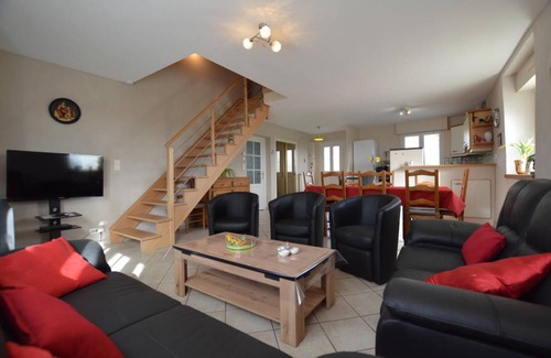 La Chapelle-Chaussee House | 140 m² Gîte ∙ 5 bedrooms ∙ 10 guests