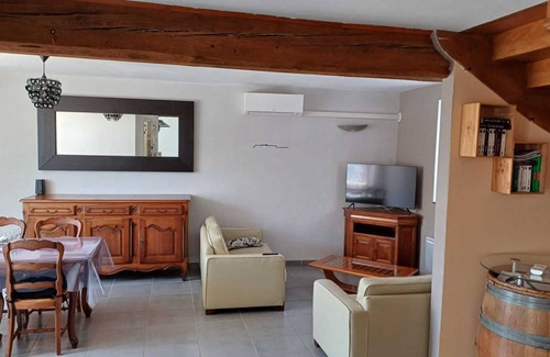 Moussoulens House | 140 m² Gîte ∙ 4 bedrooms ∙ 7 guests