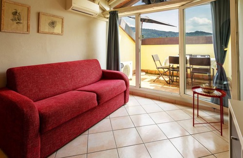 Luino House | 140 m² House ∙ 1 bedroom ∙ 9 guests