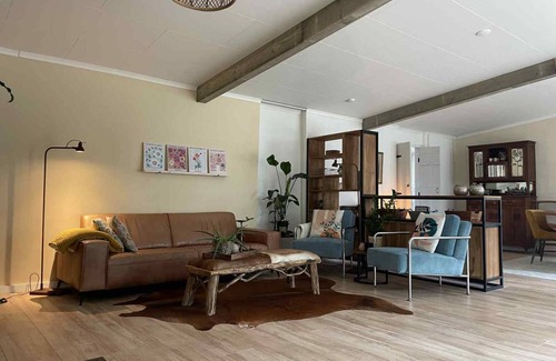 Molenschot House | 140 m² House ∙ 2 bedrooms ∙ 4 guests