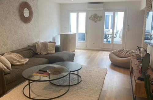 Plateau - Mont-Valerien House | 140 m² House ∙ 3 bedrooms ∙ 6 guests