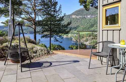 Suldal House | 140 m² House ∙ 4 bedrooms ∙ 7 guests