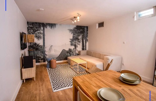 Argenteuil Resort | 140 m² Private room ∙ 1 bedroom ∙ 3 guests