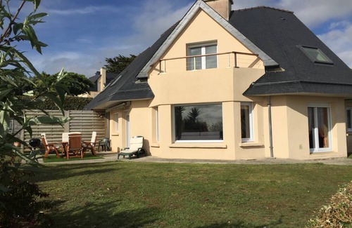 Plouhinec Villa | 140 m² Villa ∙ 3 bedrooms ∙ 6 guests