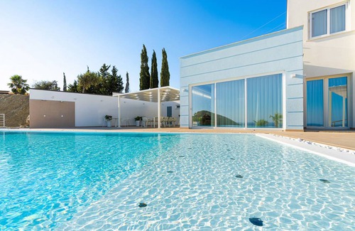 Montallegro Villa | 140 m² Villa ∙ 4 bedrooms ∙ 8 guests