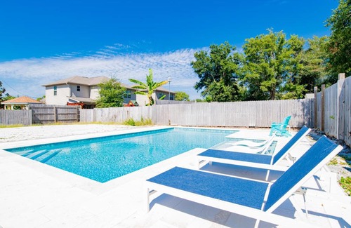 Ono Island House | 14070 Canal Drive By Pkrm