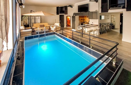 Saint-Bonnet-le-Chateau Apartment | 141 m² Apartment ∙ 3 bedrooms ∙ 6 guests