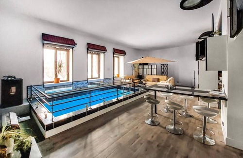 Saint-Bonnet-le-Chateau Apartment | 141 m² Apartment ∙ 3 bedrooms ∙ 6 guests
