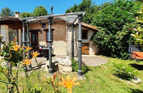 Saint-Jean-de-Cole Apartment | 142 m² Apartment ∙ 4 bedrooms ∙ 7 guests
