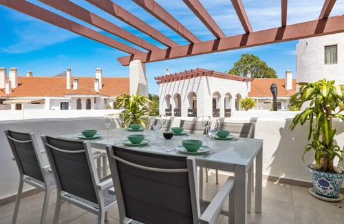 Nueva Andalucia Apartment | 145 m² Apartment ∙ 3 bedrooms ∙ 6 guests