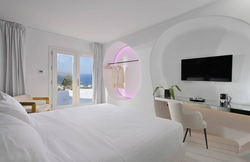 Xilokeratidi Hotel | 145 m² Hotel ∙ 4 bedrooms ∙ 8 guests