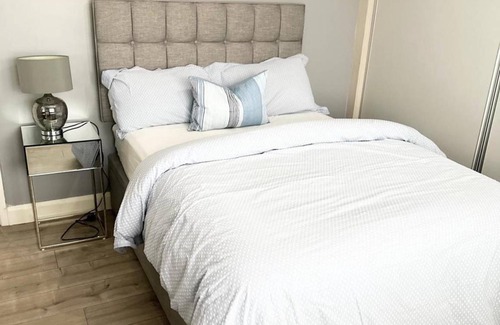 Becontree House | 145 m² House ∙ 4 bedrooms ∙ 8 guests
