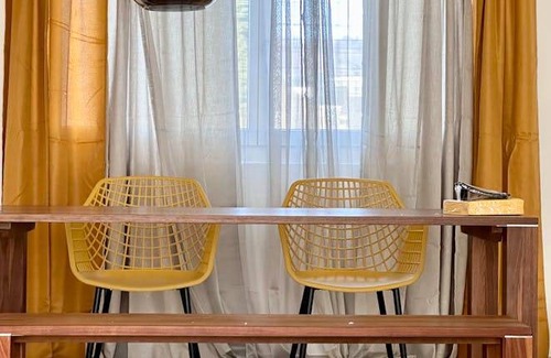 Dietikon District Resort | 145 m² Private room ∙ 1 bedroom ∙ 4 guests