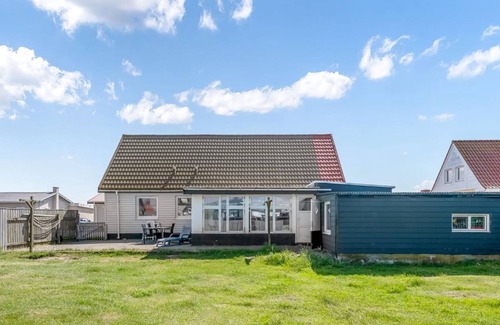 Thyboron House | 147 m² House ∙ 1 bedroom ∙ 12 guests