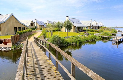 Tholen House | 149 m² House ∙ 3 bedrooms ∙ 6 guests