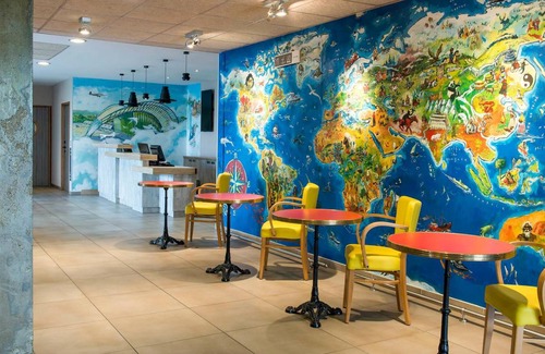 Colombier-Saugnieu Hotel | 15 m² Hotel ∙ 10 guests