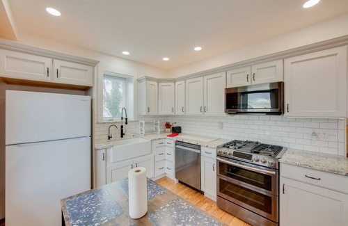 Rohrerstown Apartment | 15 Mi to Amish Village: Cozy Lancaster Apt!