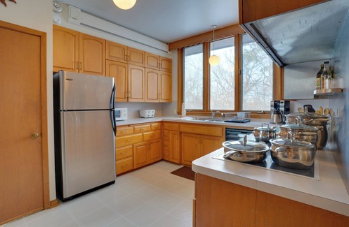 Minnetonka House | 15 Mi to Downtown Minneapolis: Retreat on 5 Acres
