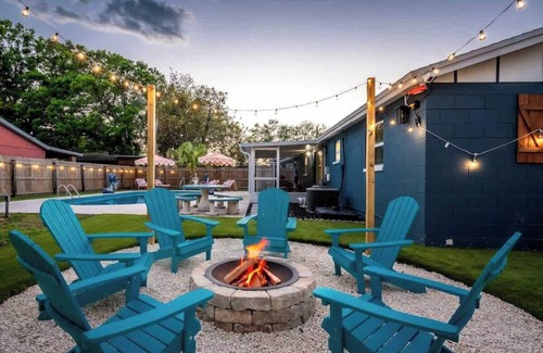 Seminole House | 15 Minutes to Beach Private Pool Mini-golf FirePit