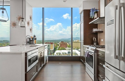 Downtown Asheville Condo | 15% OFF - Endless Sunset Retreat | 10th floor Condo in Downtown, Panoramic Mountain Views