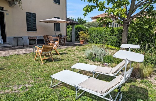 Montegrosso dʼAsti Other | 150 m² Accommodation ∙ 2 bedrooms ∙ 4 guests