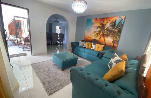 Gregorio Luperon Apartment | 150 m² Apartment ∙ 3 bedrooms ∙ 8 guests