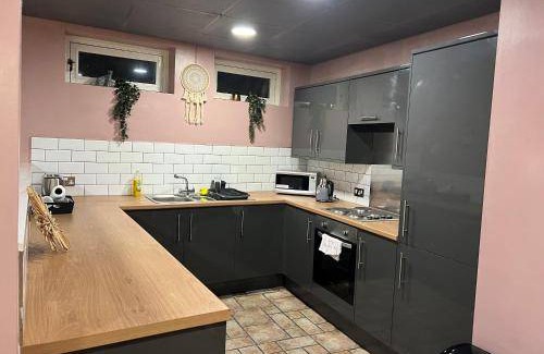 Newcastle-upon-Tyne Apartment | 150 m² Apartment ∙ 8 bedrooms ∙ 20 guests