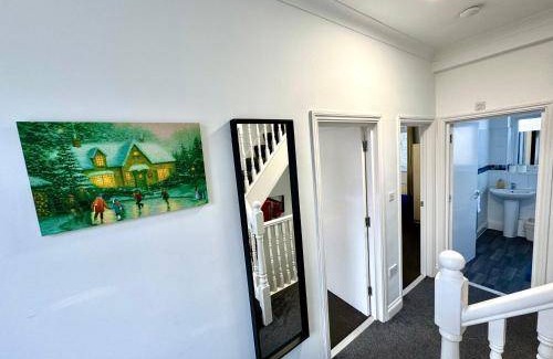 Grove Green Apartment | 150 m² Apartment ∙ 3 bedrooms ∙ 14 guests