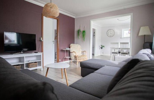 Midvagur Apartment | 150 m² Apartment ∙ 4 bedrooms ∙ 8 guests