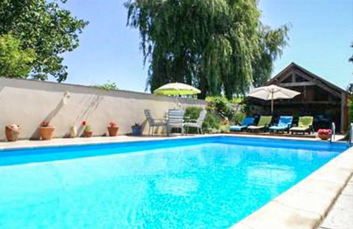 Savigne-sous-le-Lude House | 150 m² House ∙ 4 bedrooms ∙ 8 guests