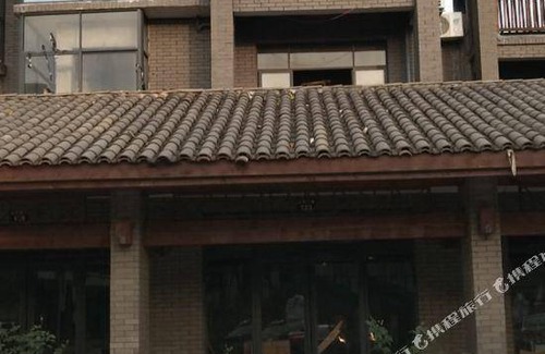 Yuanzhou Hotel | 150 m² Hotel ∙ 12 guests