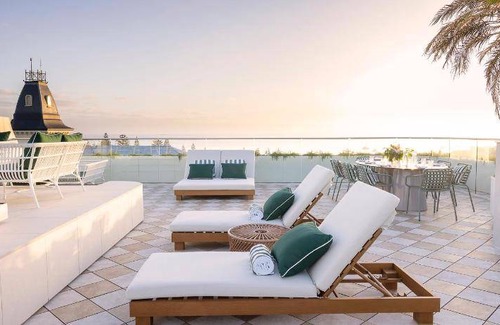 Sorrento Hotel | 150 m² Hotel ∙ 2 bedrooms ∙ 127 guests