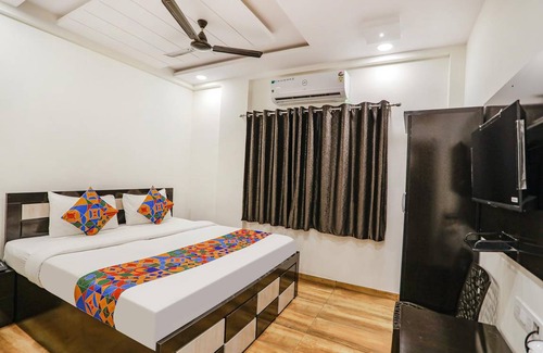 Nagpur Hotel | 150 m² Hotel ∙ 2 guests