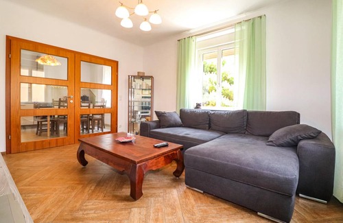 Deutschlandsberg House | 150 m² House ∙ 4 bedrooms ∙ 10 guests