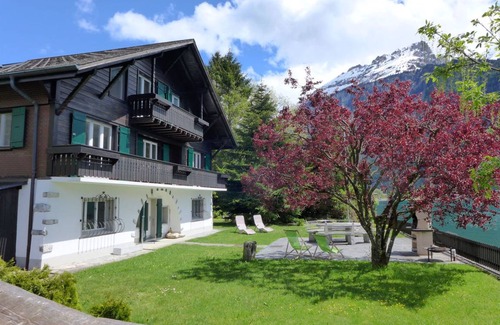 Brienz House | 150 m² House ∙ 4 bedrooms ∙ 7 guests