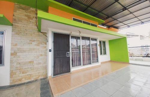 Palembang House | 150 m² House ∙ 3 bedrooms ∙ 7 guests