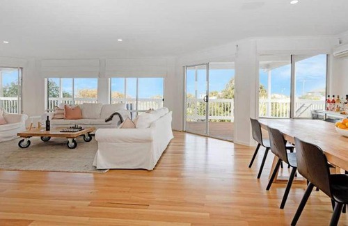 Hayborough House | 150 m² House ∙ 4 bedrooms ∙ 8 guests