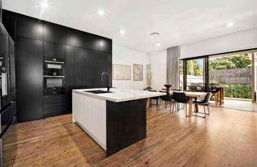 Merewether House | 150 m² House ∙ 4 bedrooms ∙ 8 guests