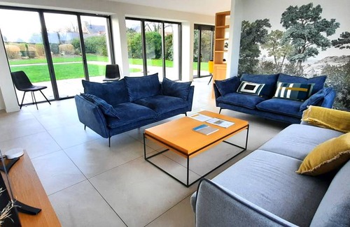 Pleubian House | 150 m² House ∙ 4 bedrooms ∙ 12 guests