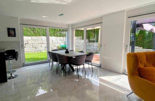 Dietikon District House | 150 m² House ∙ 4 bedrooms ∙ 10 guests