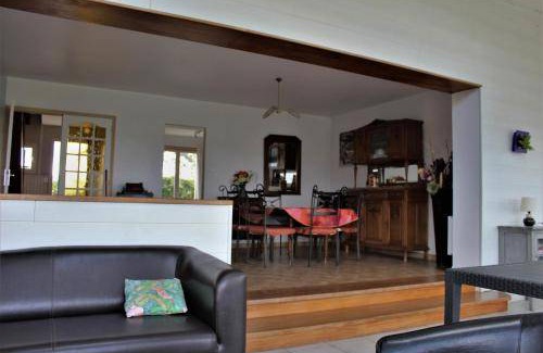 Courtils House | 150 m² House ∙ 5 bedrooms ∙ 11 guests