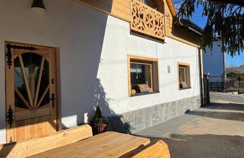 Meszna House | 150 m² House ∙ 5 bedrooms ∙ 10 guests