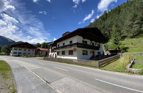 Steeg House | 150 m² House ∙ 6 bedrooms ∙ 12 guests