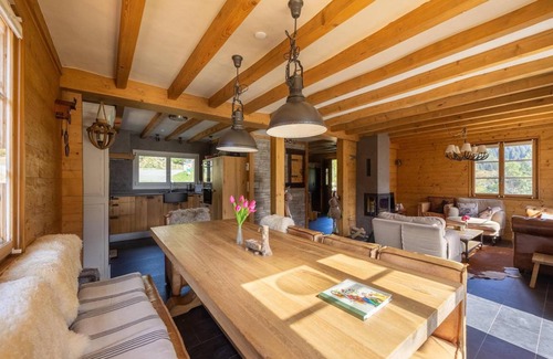 Fiesch House | 150 m² House ∙ 6 bedrooms ∙ 14 guests