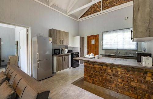Hazyview Cabin | 150 m² Lodge ∙ 2 bedrooms ∙ 4 guests
