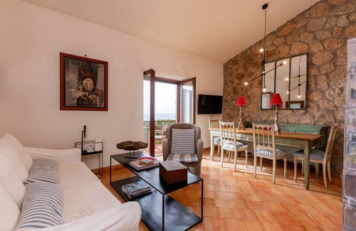 Cala Piccola Villa | 150 m² Villa ∙ 1 bedroom ∙ 6 guests